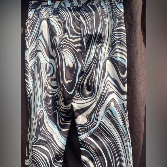 2-You Are Outstanding ❤️ Betty Barclay - Picture 10 of 17